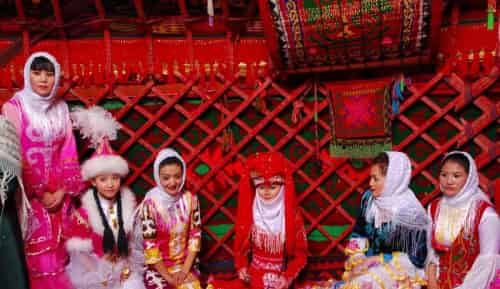 柯尔克孜族的文化介绍，柯尔克孜族文化艺术